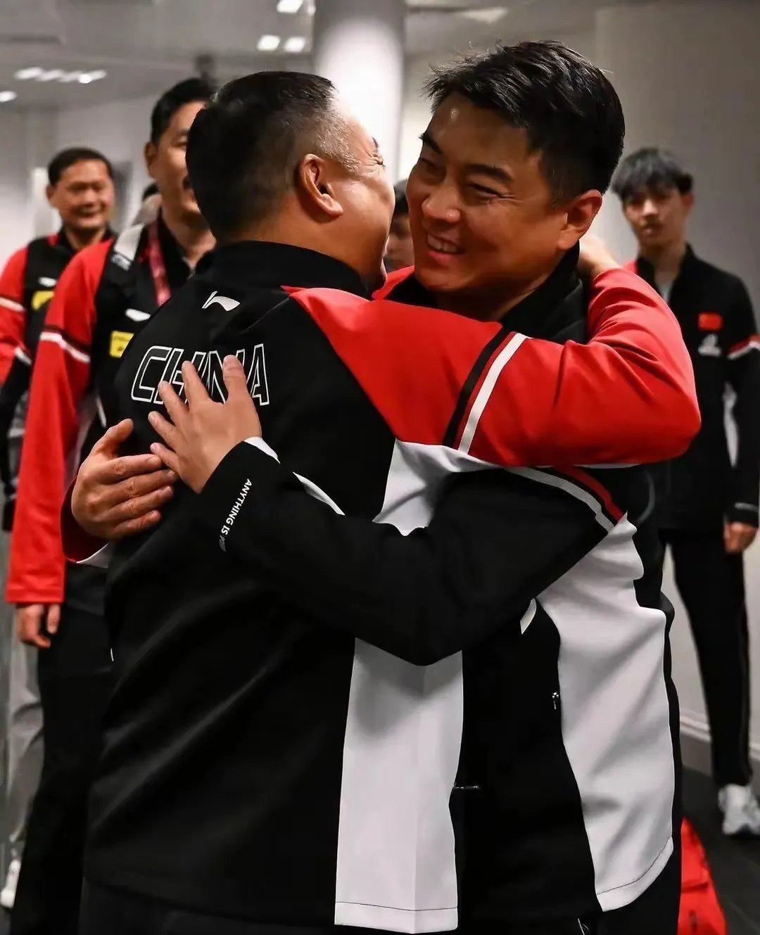 包含法国乒乓球队血洗日本乒乓球队，王皓统治全场的词条