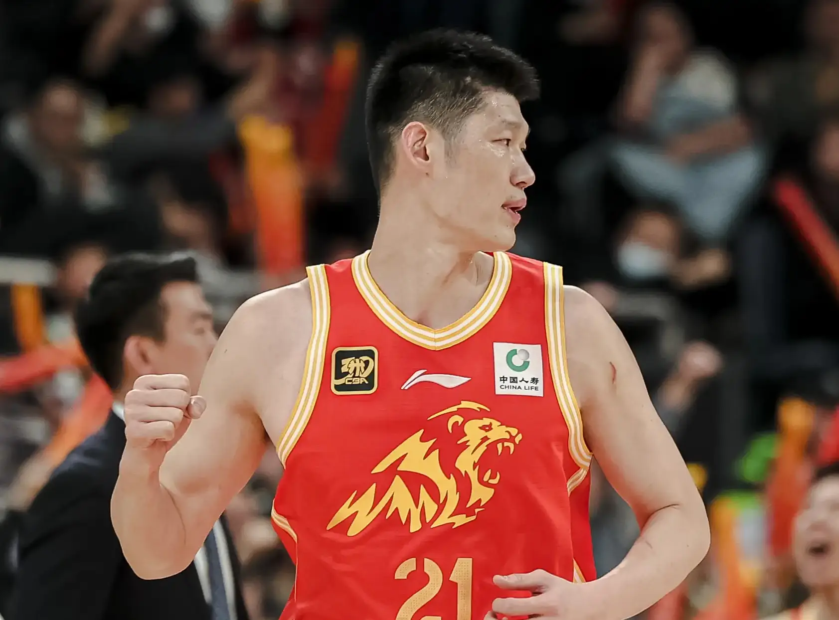 包含天津队横扫独行侠,赵继伟高光表现的词条 包含天津队横扫独行侠,赵继伟高光表现的词条